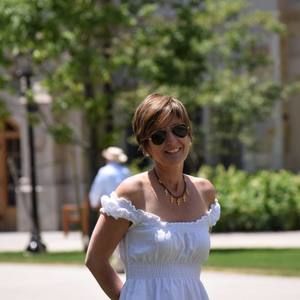 Meet your Posher, Ivette